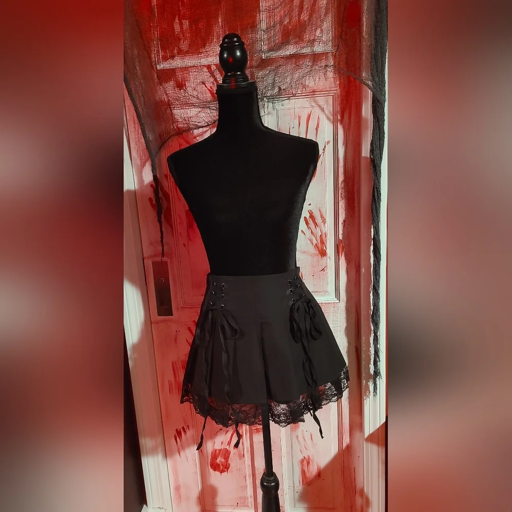 Lolita Lace Bow Skirt - Picture 1 of 4